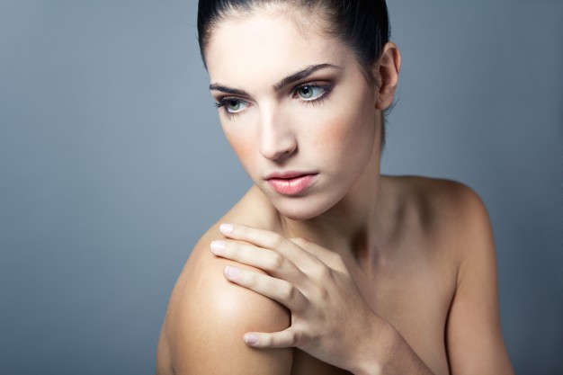 FRACTIONAL CO2 LASER RESURFACING: MODERN WOMEN’S BEAUTY SECRET