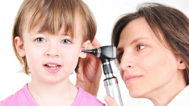 NHỮNG ĐIỀU CẦN BIẾT VỀ VIÊM TAI GIỮA Ở TRẺ EM